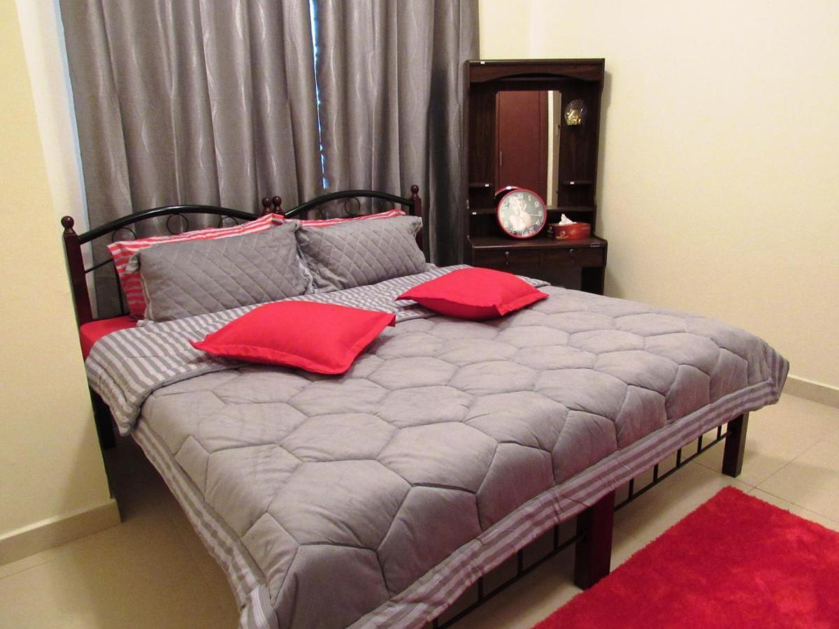 Beach Side Private Room Near Expo Center Sharjah Quarto foto